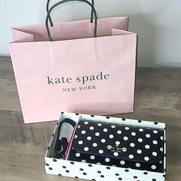 Kate Spade Clutch Card Holder with Gift Bag - Picture 1 of 11